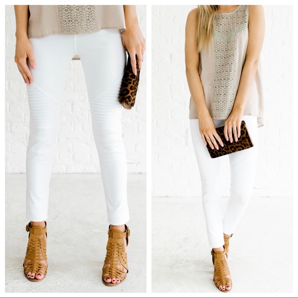 FAVORITES WHITE STRETCH MOTO SKINNY JEGGINGS - Picture 5 of 7